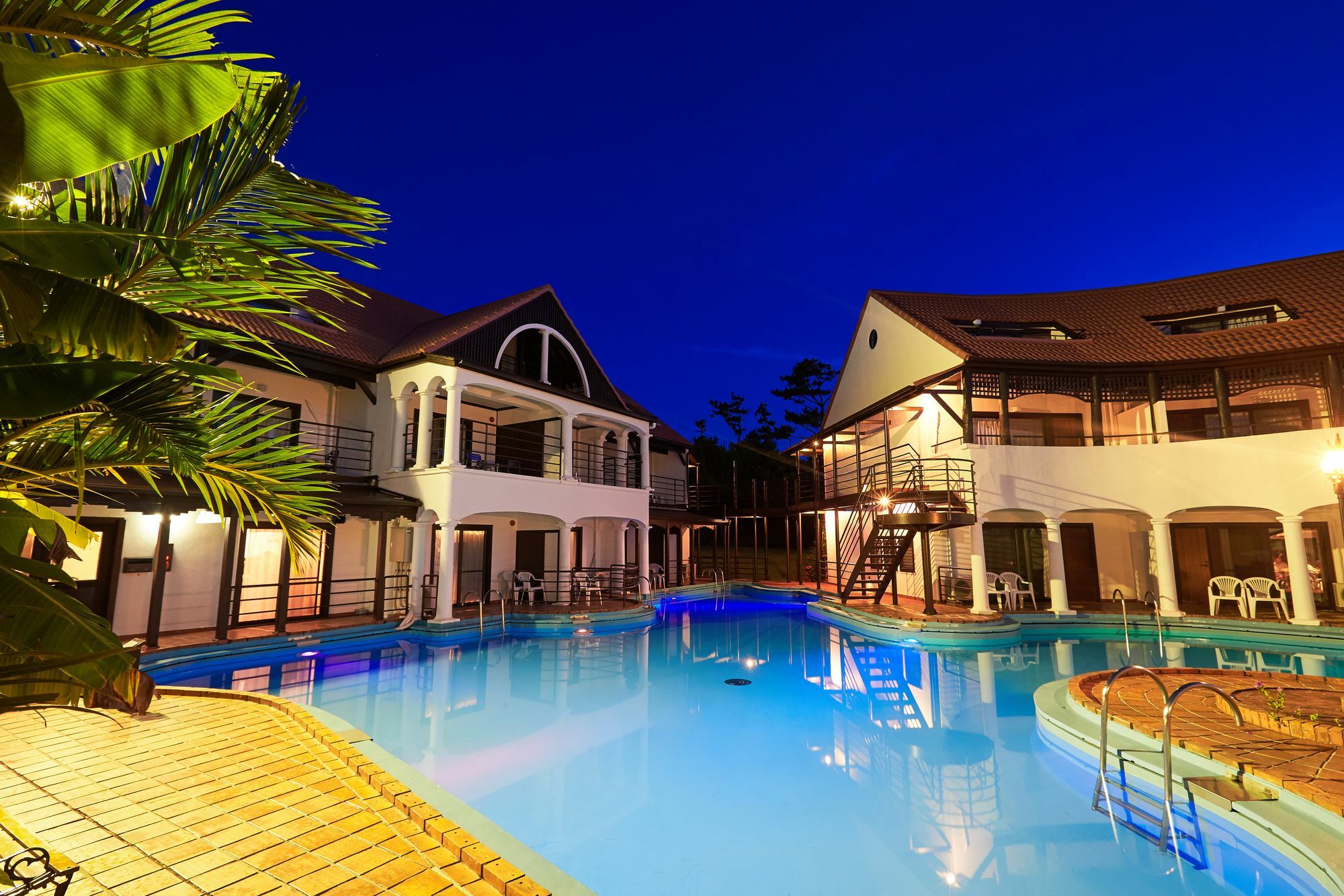 The Pool Resort Villa Ichigoichie Onna Dış mekan fotoğraf